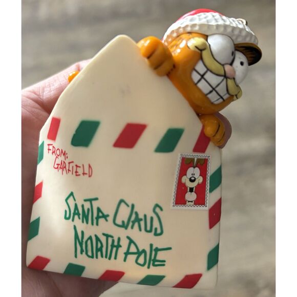 Vintage Garfield Mailing Himself To North Pole Christmas Holiday Tree Ornament - Picture 4 of 5